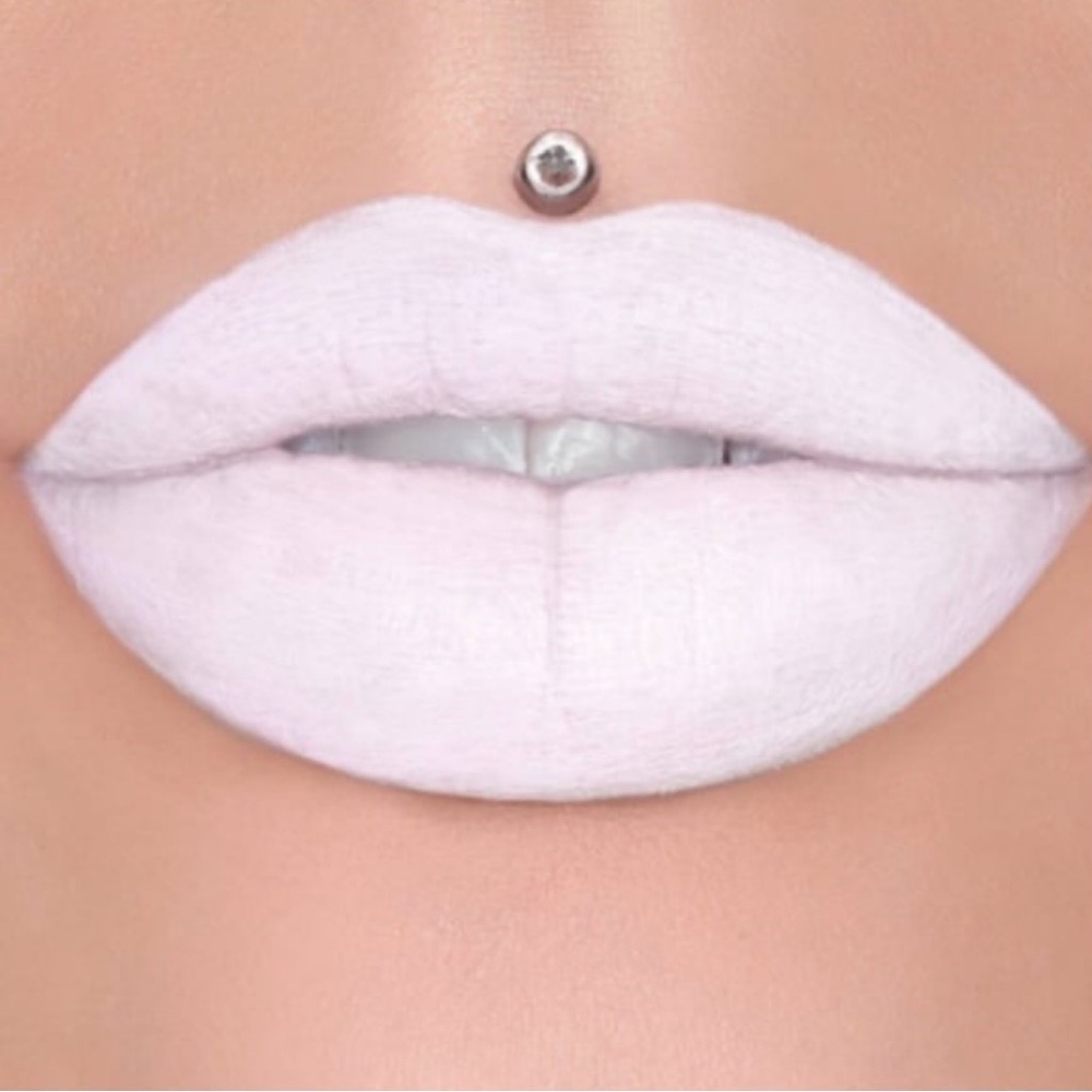NIB Jeffree Star Velvet Trap in God’s Gift